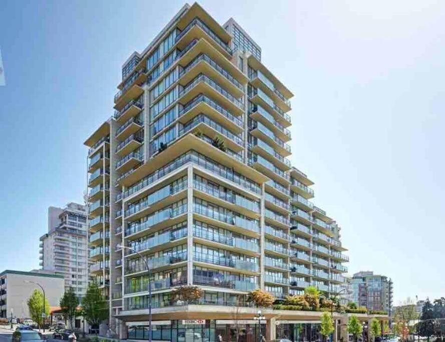 Victoria'S Best Location 2 Bedroom Luxe Condo エクステリア 写真